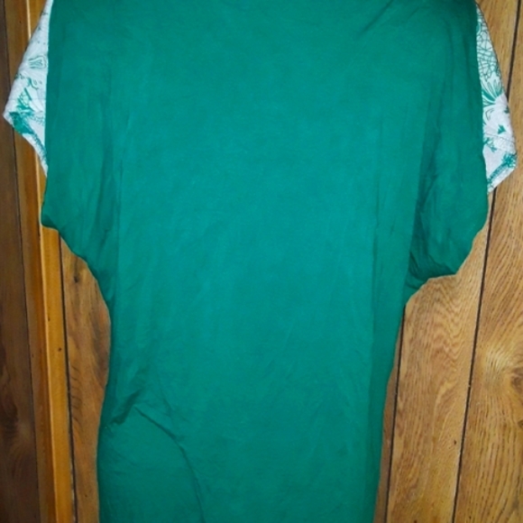Womans Large Sized Blouse Round Neck Loosefit Top - Picture 2 of 4